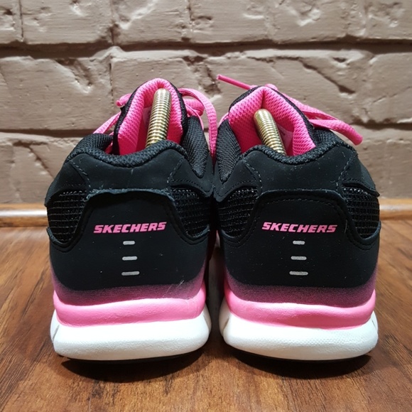 Skechers, size 9, like new condition, black/pink. - Picture 4 of 8